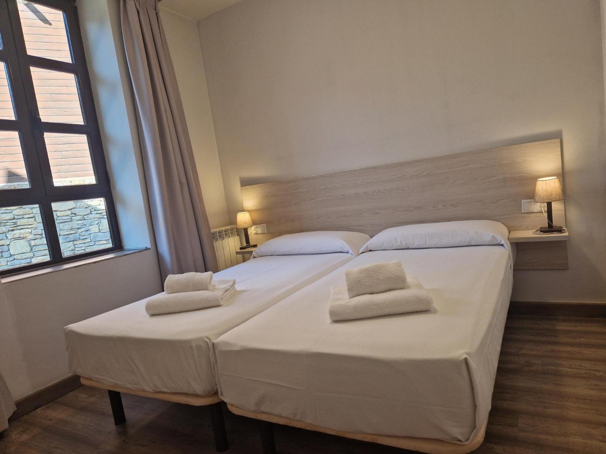 Eth Palai Aparthotel Веля Екстериор снимка