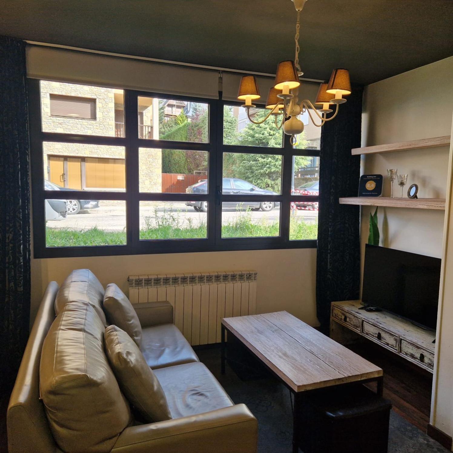Eth Palai Aparthotel Веля Екстериор снимка